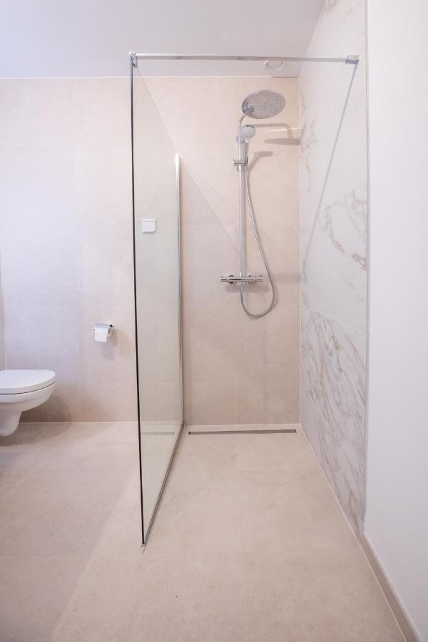 By Sea, Full Sea View, Balcony, Use Of Hotel Pool And Sauna Cadzand Exterior photo